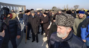 Head of Ingushetia was booed at memorial to repression victims (+video)