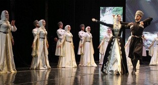 A Chechen dance. Photo: Grozny Inform https://www.grozny-inform.ru