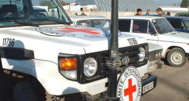 Automobile of the representative office of the International Committee of the Red Cross in the Chechen Republic. Photo: www.chechnyafree.ru
