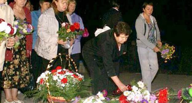 Commemoration Day of victims of terror act on September 16, 1999, Rostov Region, Volgodonsk, September 16, 2011. Courtesy of the press service of the Volgodonsk City Administration