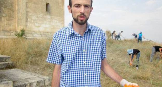 Armen Sarkisyan, one of the organizers of the initiative "Let's Preserve Historic Monuments". Nagorno-Karabakh, Tigranakert, Vankasar Church, Martakert District, September 25, 2011. Photo by Alvard Grigoryan for the "Caucasian Knot"