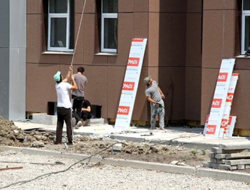 Construction of the Republic's Clinical Hospital in Grozny, August 2011. Photo by the GTRK "Stavropolye" (www.stavropolye.tv)