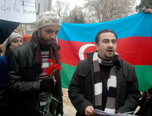 Activists of the youth movement "Dalga" (Wave) at the French Embassy in Azerbaijan during protest action against adoption of the law on criminalization of denial of Armenian Genocide by French Senate, Baku, January 27, 2012. Courtesy of the IA "Turan"