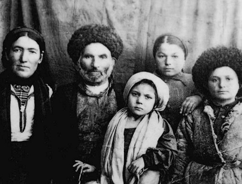 Aznor Osmanovic Bittirov with his family in exile, Kirghiz SSR, 1944. Courtesy of the Memorial museum of Victims of Repressions and Genocide of the Balkar People in 1944-1957