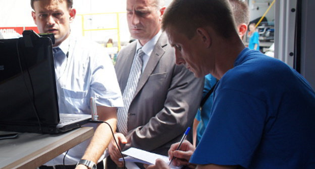 Russian medics conduct preventive medical examination in the Gali District of Abkhazia, August 2012. Courtesy of the Krasnodar Territorial Emergency Medicine Centre, www.rcmk.ru