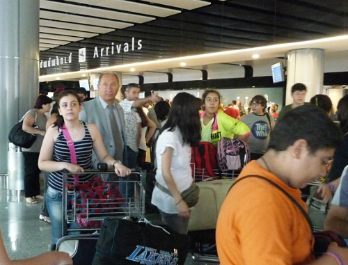 Children of Syrian Armenians at "Zvartnots" Airport, Yerevan, June 14, 2012. Photo by Armine Martirosyan for the "Caucasian Knot"