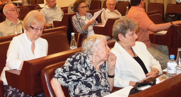 Sitting of the Presidential Council of the Russian Federation for Development of Civil Society and Human Rights; July 2, 2012. Courtesy of http://www.president-sovet.ru