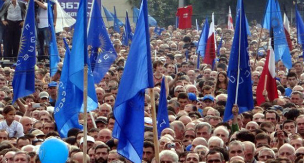 Action of the "Georgian Dream" in Zugdidi, Georgia, September 22, 2012. Photo by Don Carlito, http://vk.com/clubgeorgiandream