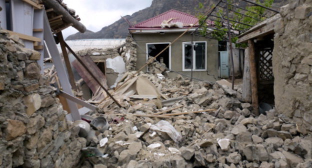 Houses in the village of Gimry, Untsukul District of Dagestan, destroyed during the special operation; May 2013 Photo by Akhmed Magomedov for the "Caucasian Knot"