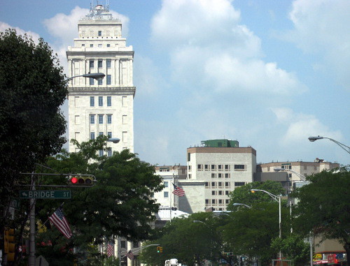 A view of the Union County Courthouse in Elizabeth, New Jersey. Photo by William Hartz, http://www.flickr.com/photos/whartz