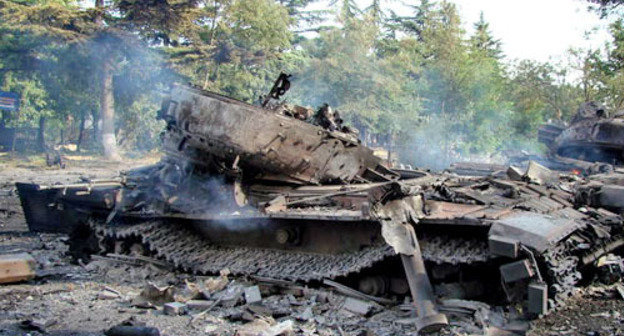 In the area of Georgian-South-Ossetian warfare; Tskhinvali, August 2008. Courtesy of thehttp://cominf.org/