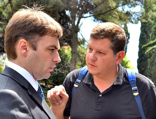 The lawyer Popkov and the journalist Nikolai Yarst (to the right). Photo by Svetlana Kravchenko for the "Caucasian Knot".