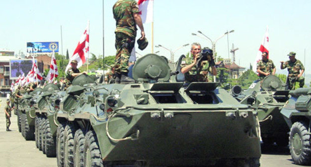 BTR-80 of the Georgian armed forces in parade on the Independence Day.
Photo: shioshvili, http://ru.wikipedia.org/