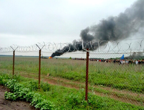 Unidentified persons set fire to the nickel extraction rigs. Novokhopyorsk District of the Voronezh Region, 22 june 2013. Photo by Alexsey Ulianov