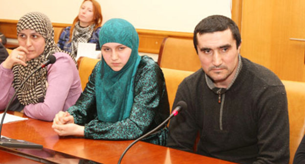 Adaptation commission meeting, Makhachkala, January 21, 2012. Source: http://riadagestan.ru/