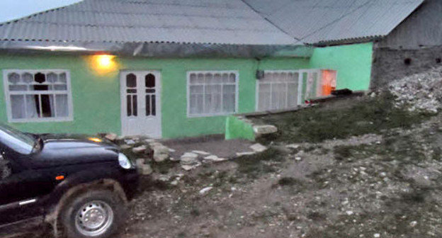 Place of the assault at the Imam of the settlement of Kakhabroso, Untsukul district of Dagestan, June 23, 2013. Photo: http://nac.gov.ru/