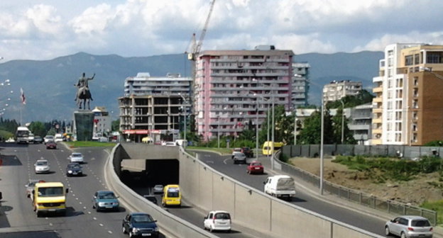 Highway to Tbilisi. Photo by Beslan Kmuzov for the “Caucasian Knot”.