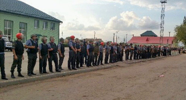 Police at the railway square in Pugachev, Saratov Region, July 10, 2013. Photo: http://news.sarbc.ru/