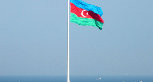 Flag of Azerbaijan. Photo: Moonsun1981, http://commons.wikimedia.org/