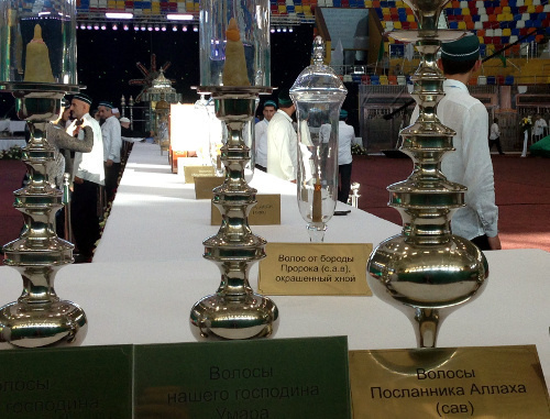 Exhibition of relics of Prophet Mohammed in the Ali Aliev Sports Palace. Makhachkala, August 26, 2013. Photo by Makhach Akhmedov for the "Caucasian Knot"