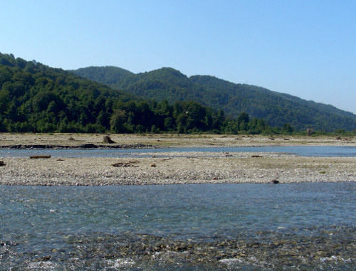 Krasnodar region, Sochi, the Shakhe River. Photo: Mikhail (Vokabre) Shcherbakov, http://commons.wikimedia.org/