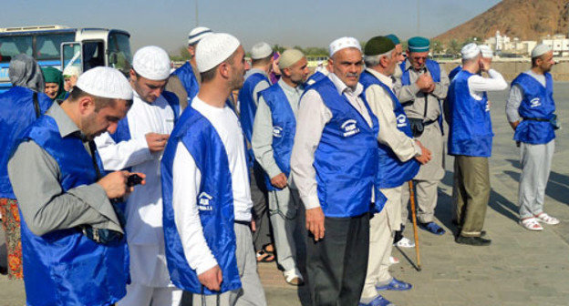 Piligrims from Russia going for the hajj. Photo: http://www.islamdag.ru/