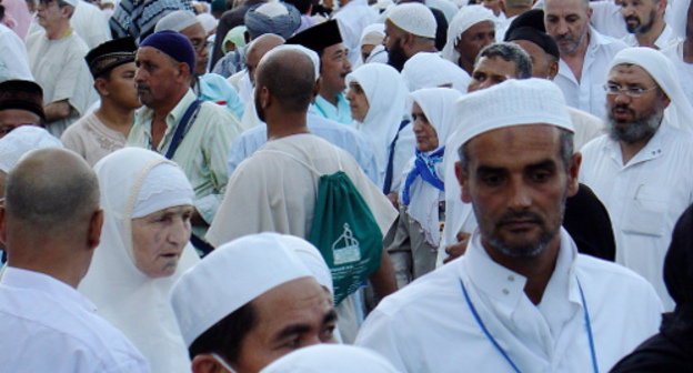 Pilgrims during hajj in Saudi Arabia. Photo: Bilal Renderee, http://www.flickr.com/photos/meexplore