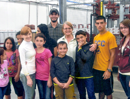 Children from families of refugees from Ingushetia and Chechnya affected by interethnic conflicts with Americans in whose families they lived for three months. Summer 2013. Photo by Alikhan Akhilgov