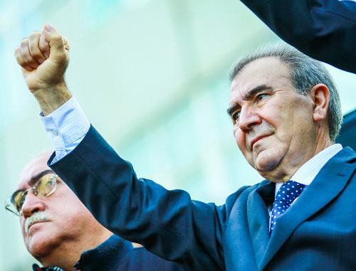 Jamil Gasanli, former presidential candidate from the National Council of Democratic Forces (NCDF) at the rally in Baku, October 12, 2013. Photo by Aziz Karimov for the ‘Caucasian Knot’.