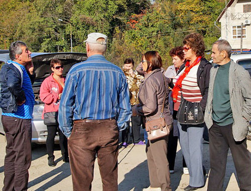 Kudepsta residents blocked the exit of heavy machinery. Sochi, October 23, 2013. Photo by Pavel Lemanov