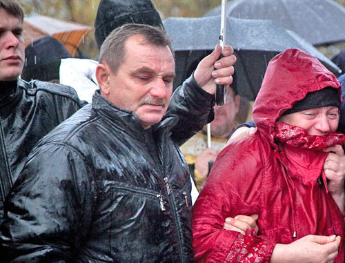 Mourning rally at the place of the terror act. Volgograd, October 23, 2013. Photo: press service of the Governor and the Government of the Volgograd Region http://www.volganet.ru/