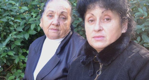 Lydia Lepsveridze with her daughter Lyudmila Lukiankina. Sochi, October 2013. Photo by Svetlana Kravchenko for the ‘Caucasian Knot’. 