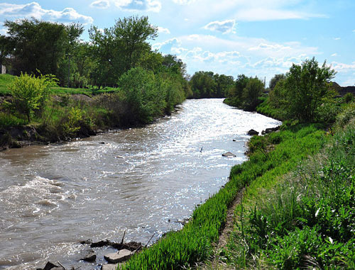 River Malka in the settlement Prokhladny. Kabardino-Balkaria. Photo: Doran an Teg, http://commons.wikimedia.org/