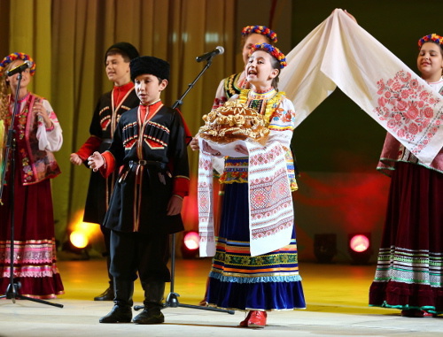 Participants of the 13th International Children's Festival of Arts and Sports "Kinotavrik". Sochi, November 3, 2013. Photo by Diana Samarcheva for the "Caucasian Knot"