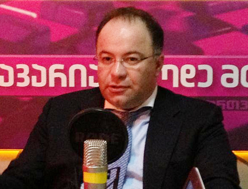 Mamuka Zhgenti. http://pirveliradio.ge/