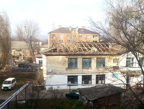 Dismantling of the former kindergarten "Ryabinka". Ingushetia, Karabulak, November 26, 2013. Photo by Ruslan Mutsolgov for the ‘Caucasian Knot’. 