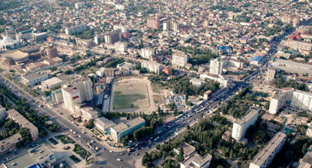 Makhachkala, Dagestan. Photo by Eldar Vagabov, http://www.odnoselchane.ru/