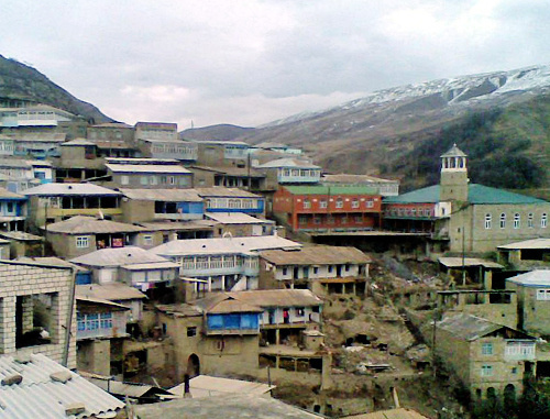 Dagestani village of Teletl, Shamil Disctrict. Photo by Zaira Gamzatova, http://www.odnoselchane.ru/