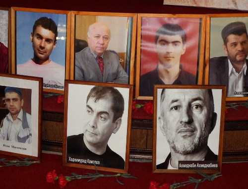 Portraits of perished journalists displayed at the evening of memory of those who were killed in the course of their professional duties. Makhachkala, December 20, 2013. Photo by Timur Isaev for the ‘Caucasian Knot’. 