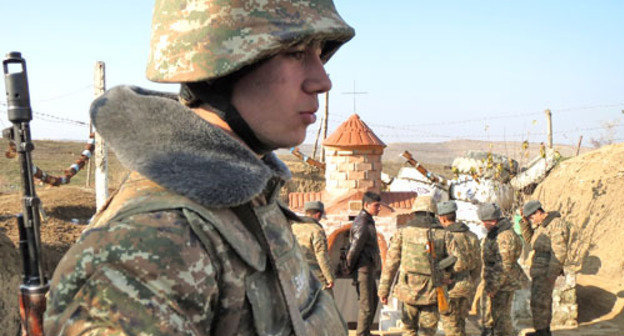 Senior sergeant Saak Melkonyan at the front line. Martuninsky District of Nagorno-Karabakh, December 30, 2013. Photo by Alvard Grigoryan for the "Caucasian Knot"