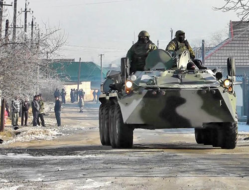 Counterterrorist operation in Chegem, Kabardino-Balkaria, December 30, 2013. Photo by Lyudmila Maratova for the ‘Caucasian Knot’. 