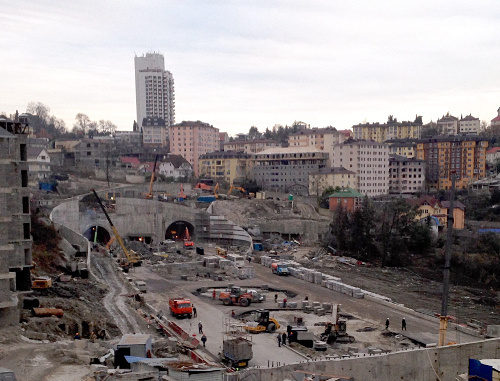 Alternative road for Kurortny Avenue in Sochi. January 7, 2014. Photo by Svetlana Kravchenko for the ‘Caucasian Knot’. 