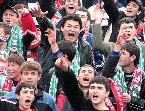 Fans of the "Spartak-Nalchik" Football Club (FC). Photo: site of the fans of FC "Spartak-Nalchik", http://www.spartak-n.ru/