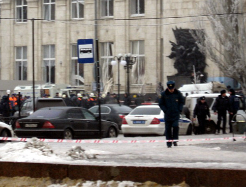 At the square near railway station in Volgograd after the terror act committed on December 29, 2013. Photo by Vyacheslav Yaschenko for the "Caucasian Knot"