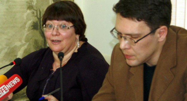 Authors of report "Northern Caucasus: Quo Vadis?" Irina Starodubrovskaya and Konstantin Kazenin. Moscow, January 14, 2014. Photo by Aida Magomedova for the "Caucasian Knot"