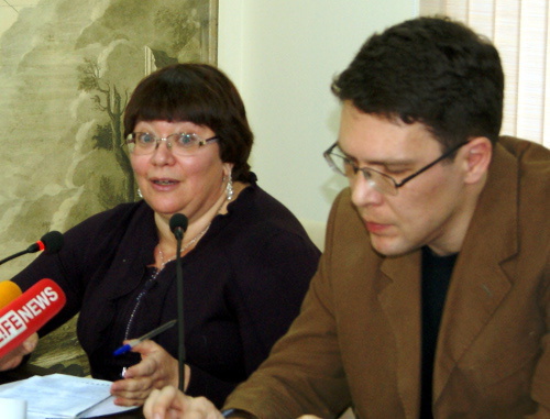 Authors of report "Northern Caucasus: Quo Vadis?" Irina Starodubrovskaya and Konstantin Kazenin. Moscow, January 14, 2014. Photo by Aida Magomedova for the "Caucasian Knot"