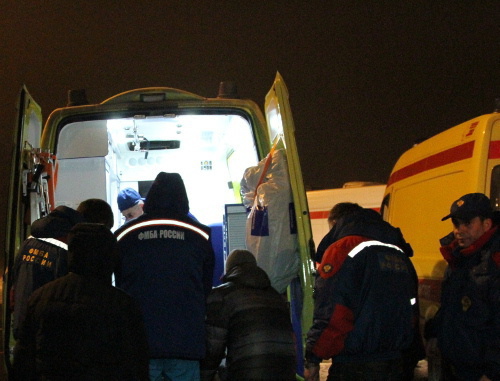 Victims of the terror acts are taken for treatment to Moscow. Volgograd, December 31, 2013. Photo by the press service of the Ministry for Emergencies, http://www.34.mchs.gov.ru/