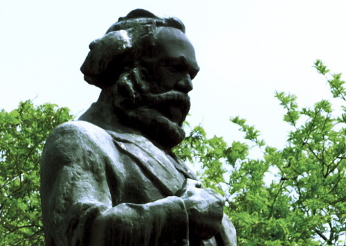 The monument to Karl Marx in Rostov-on-Don. Photo: Kreps Sergei Gennadievich, http://commons.wikimedia.org/