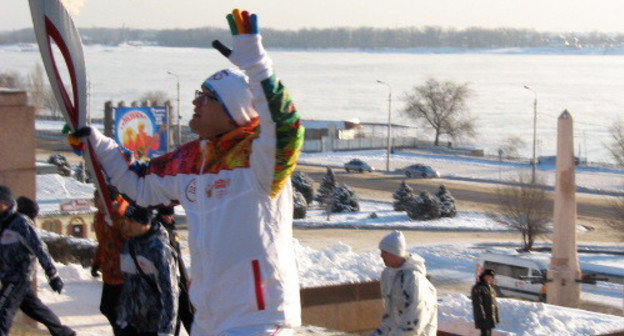 Olympic Torch Relay at the Upper Terrace of the Central Embankment of Volgograd, January 20, 2014. Photo by Vyacheslav Yaschenko for the ‘Caucasian Knot’.