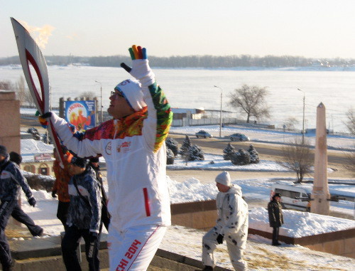 Olympic Torch Relay at the Upper Terrace of the Central Embankment of Volgograd, January 20, 2014. Photo by Vyacheslav Yaschenko for the ‘Caucasian Knot’.